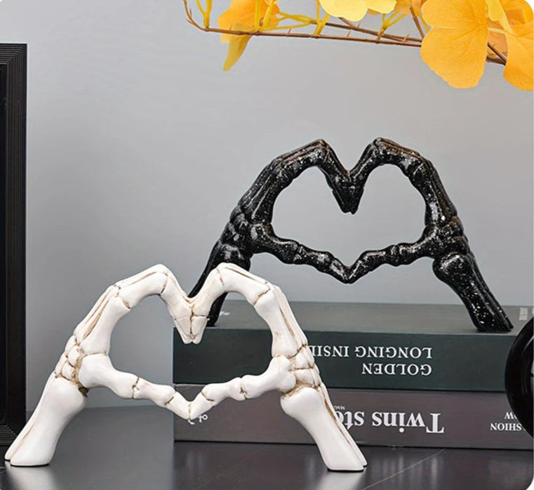Skeleton Heart Trinket