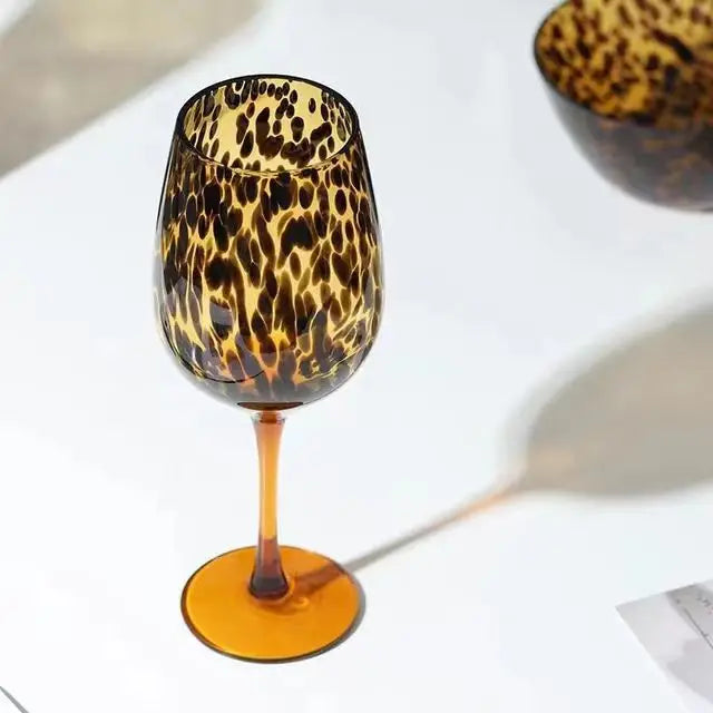 Wine glass with leopard print pattern 